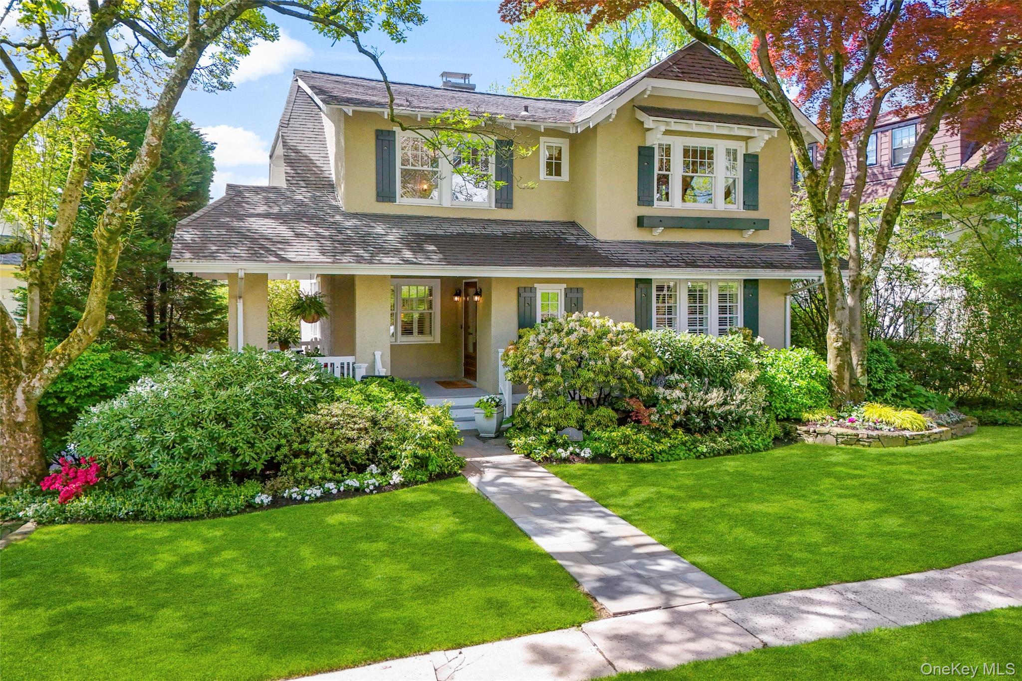 7 Soundview Drive