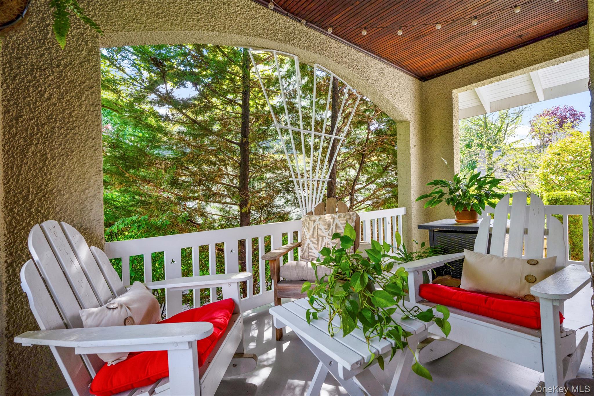 7 Soundview Drive