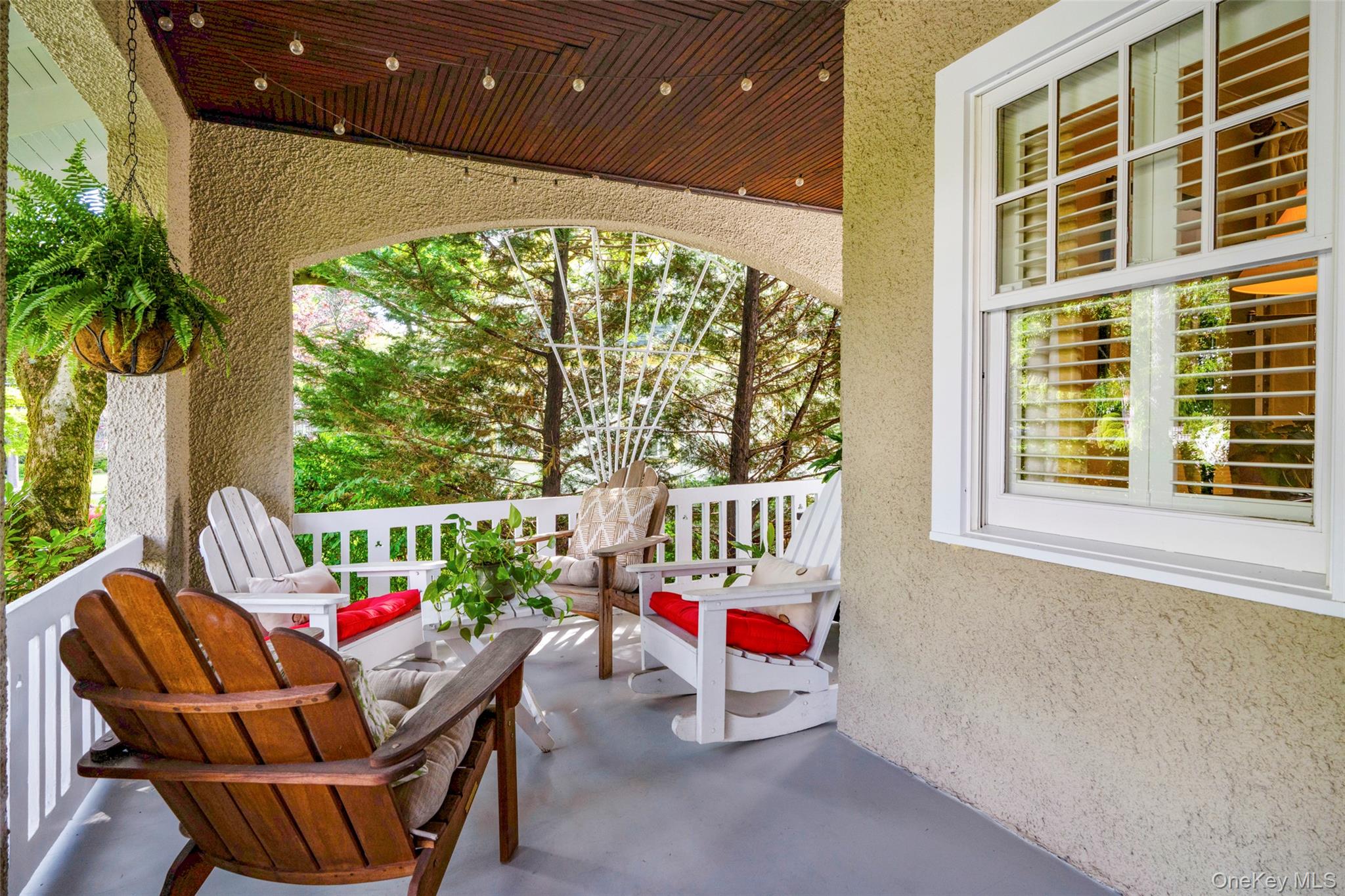 7 Soundview Drive