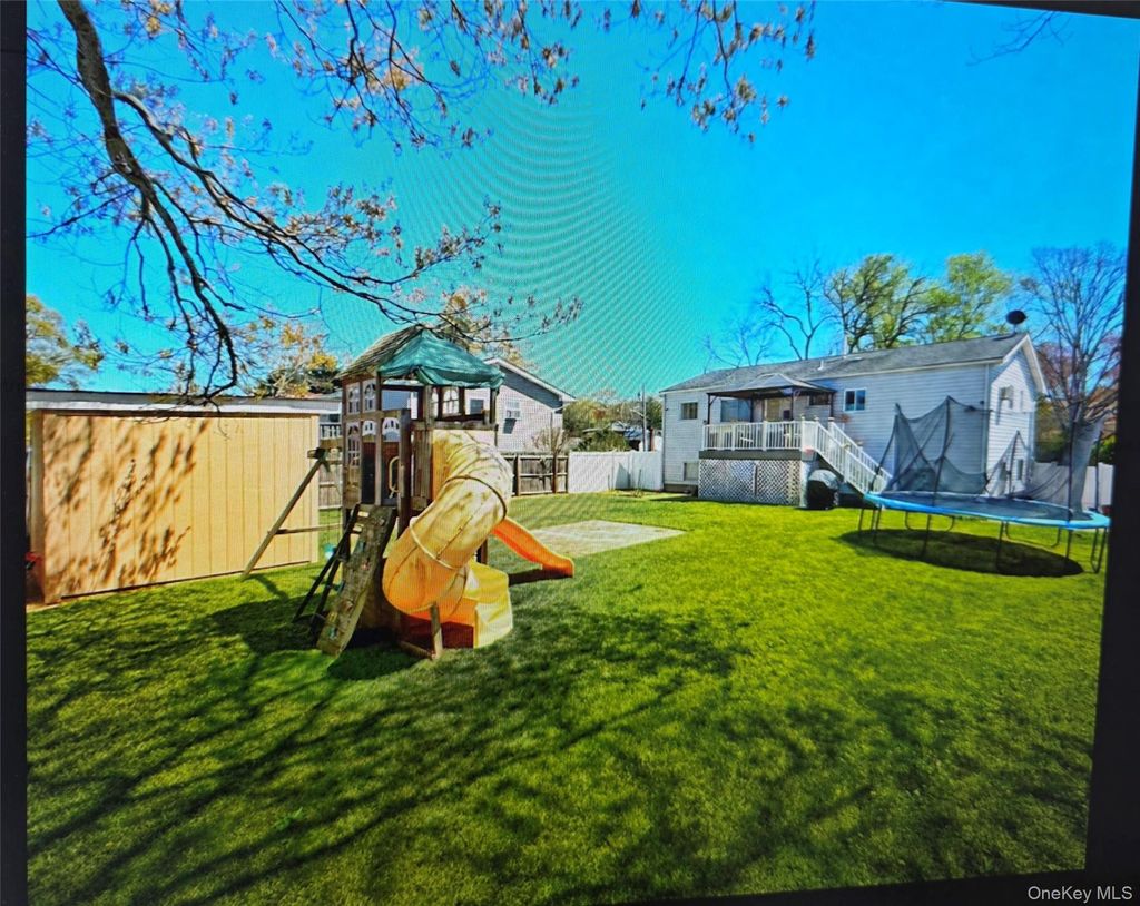 Photo of 367 Erlanger Boulevard, North Babylon, NY 11703 (MLS # 991662)