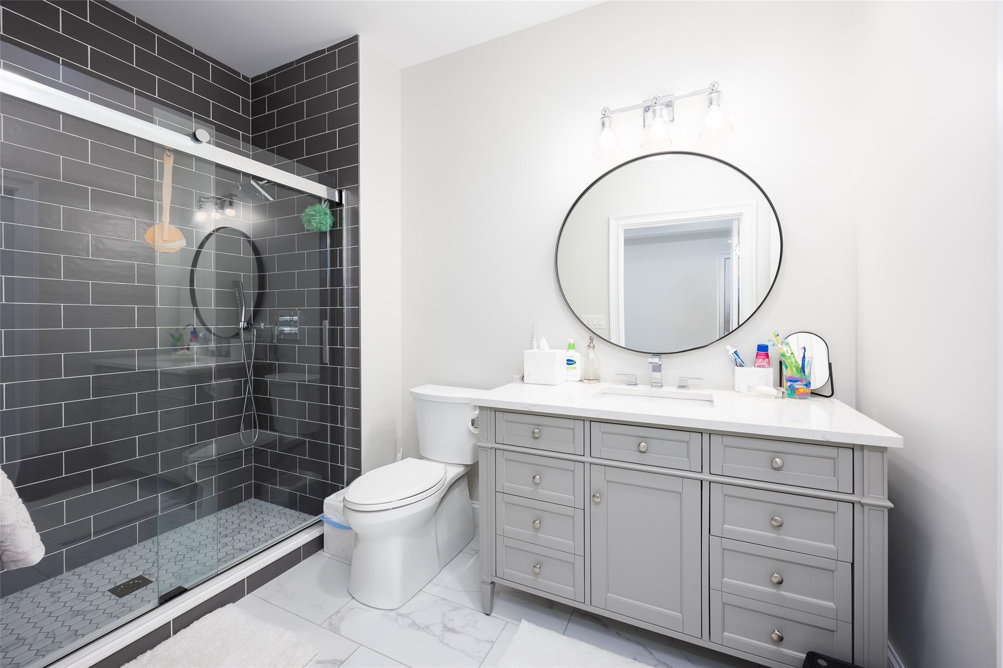 82101 Spruce Pond Circle #82101, Plainview, New York image 36