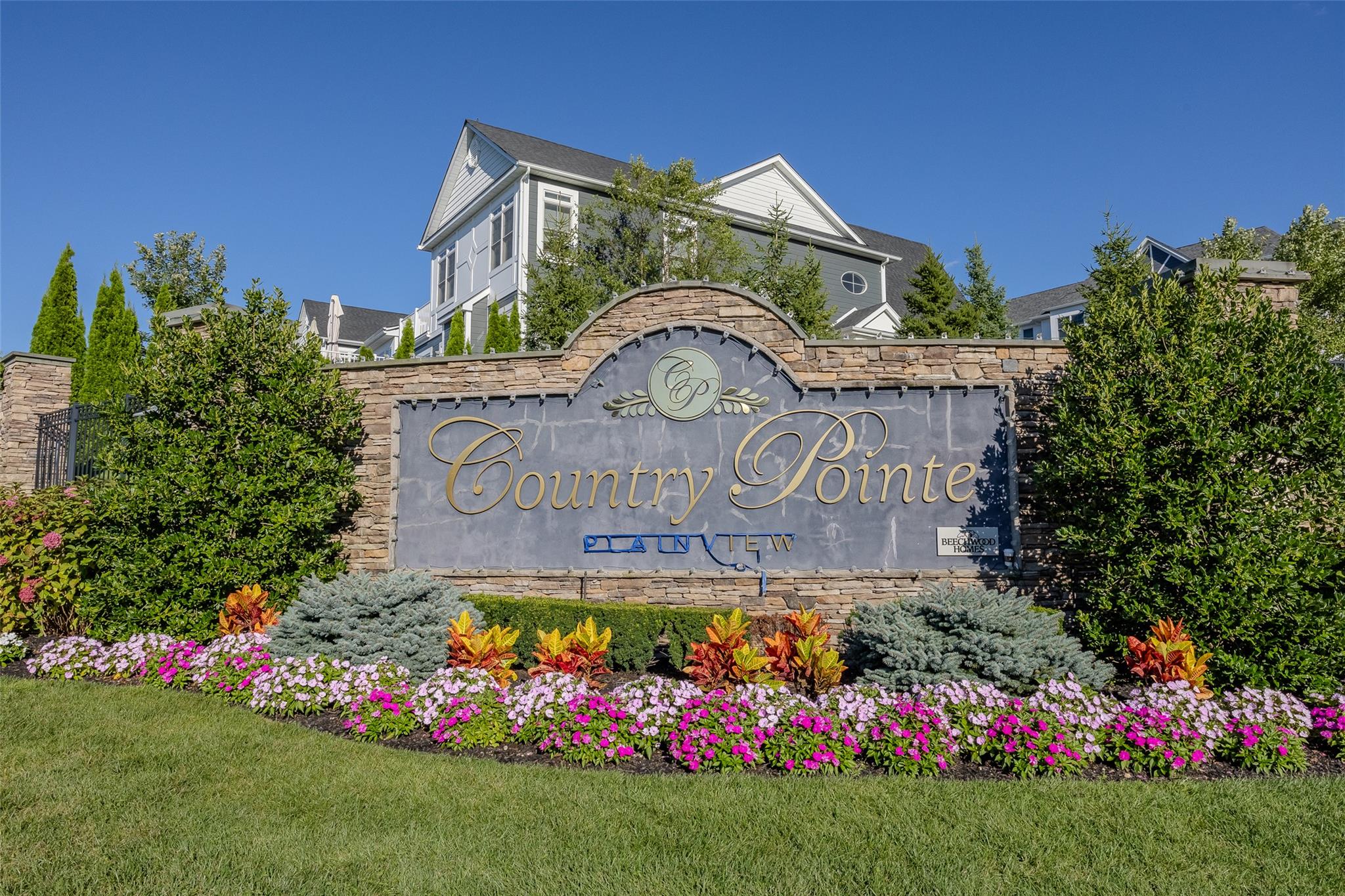82101 Spruce Pond Circle #82101, Plainview, New York image 49