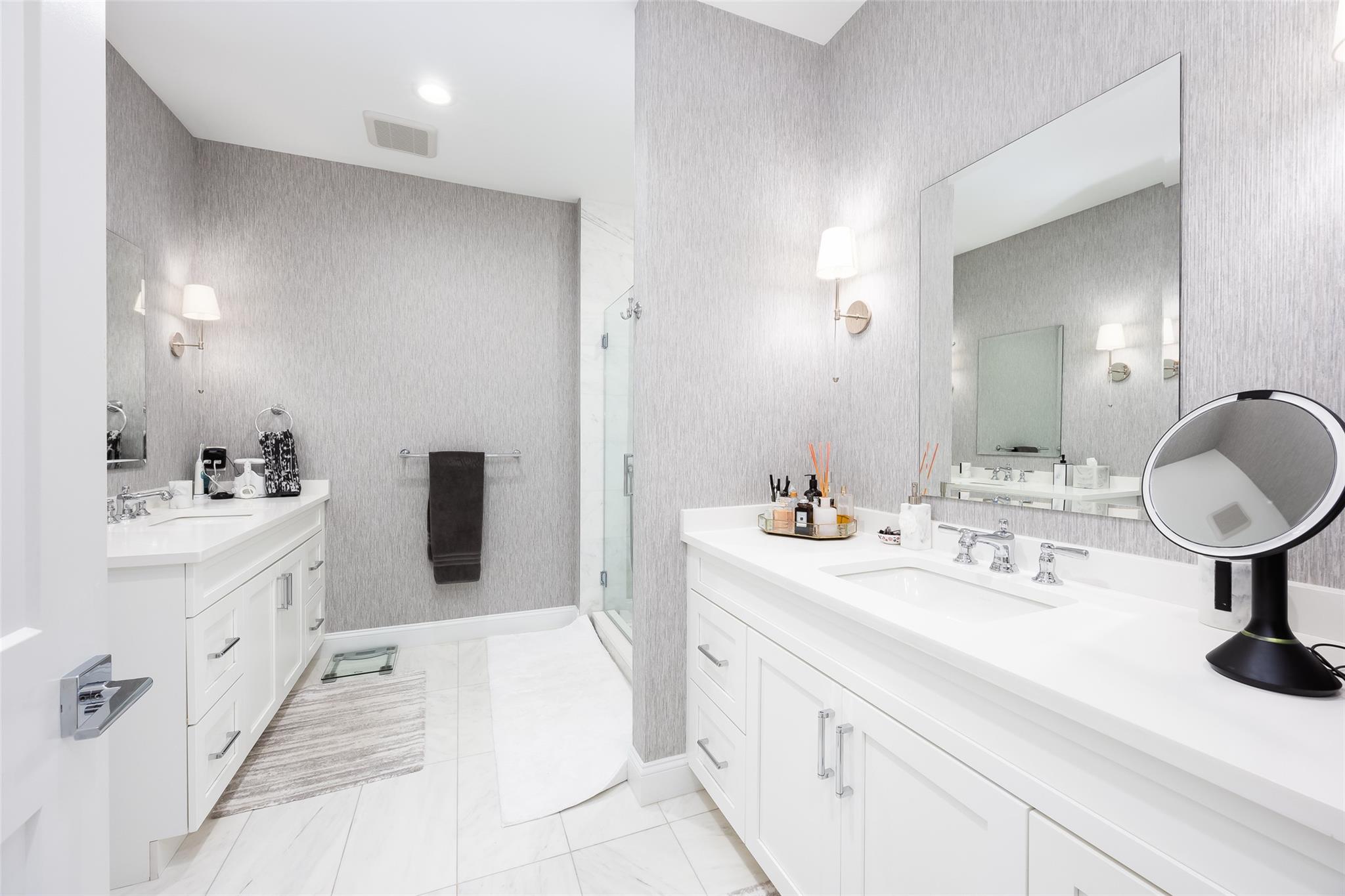 82101 Spruce Pond Circle #82101, Plainview, New York image 20