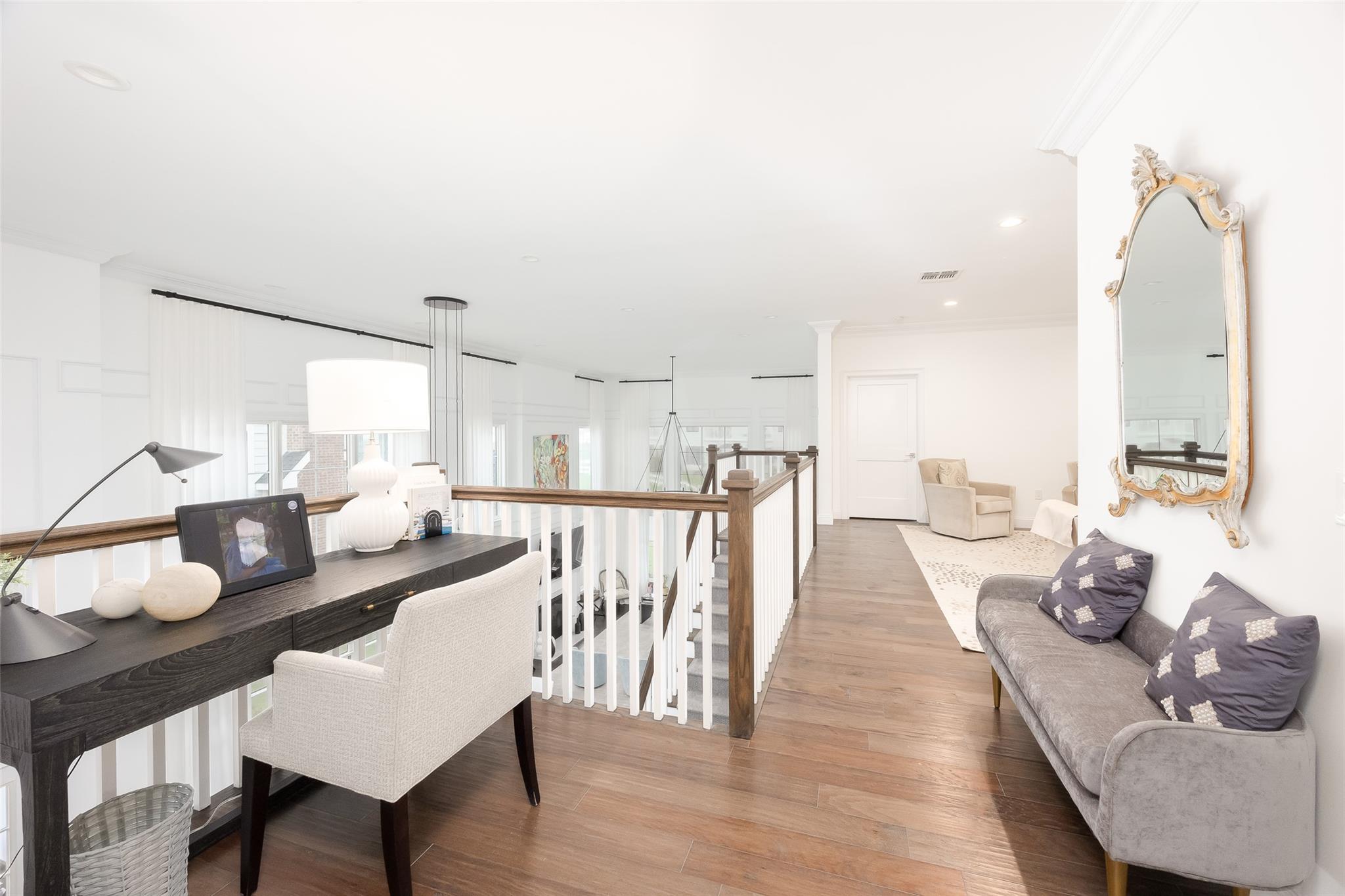 82101 Spruce Pond Circle #82101, Plainview, New York image 30
