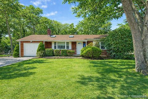 61 Rogers Avenue Westhampton Beach NY 11978