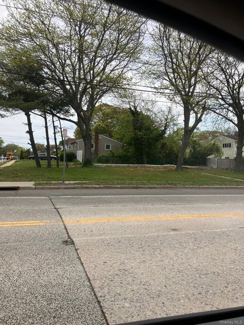 45 Carman Mill Road Massapequa NY 11758
