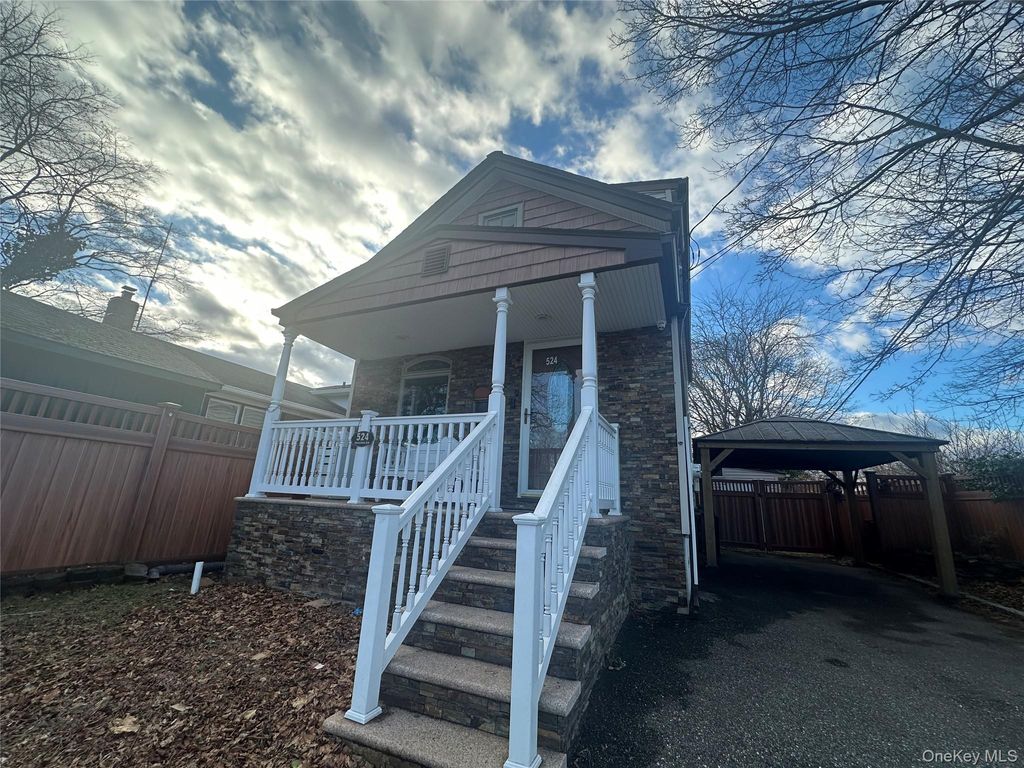 Photo of 542 JERUSLEM AVE, Hicksville, NY 11801 (MLS # 954569)