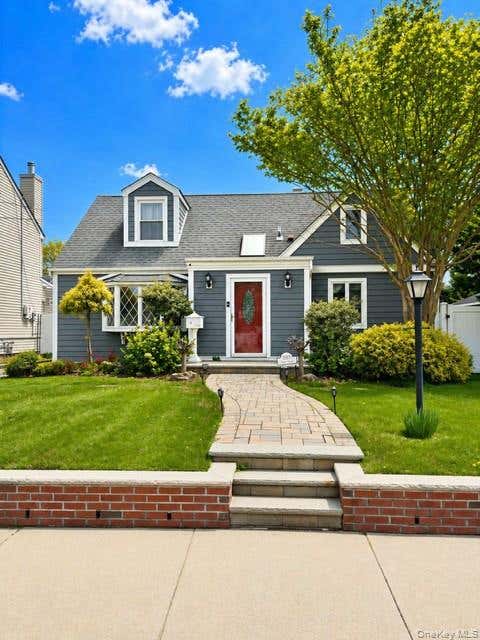 Homes For Sale - 3315 2nd Street<br/> Oceanside, NY 11572