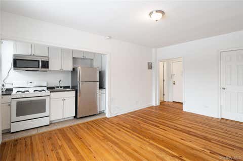 Apartment For Rent - 633 Old Post Road #2-3<br/> Westchester County, Bedford, NY 10506