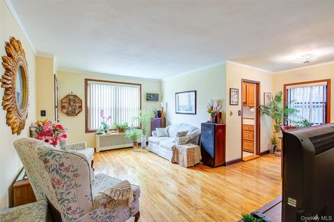 196-57 69th Avenue Unit 1, Fresh Meadows, NY 11365 - MLS#: 844407