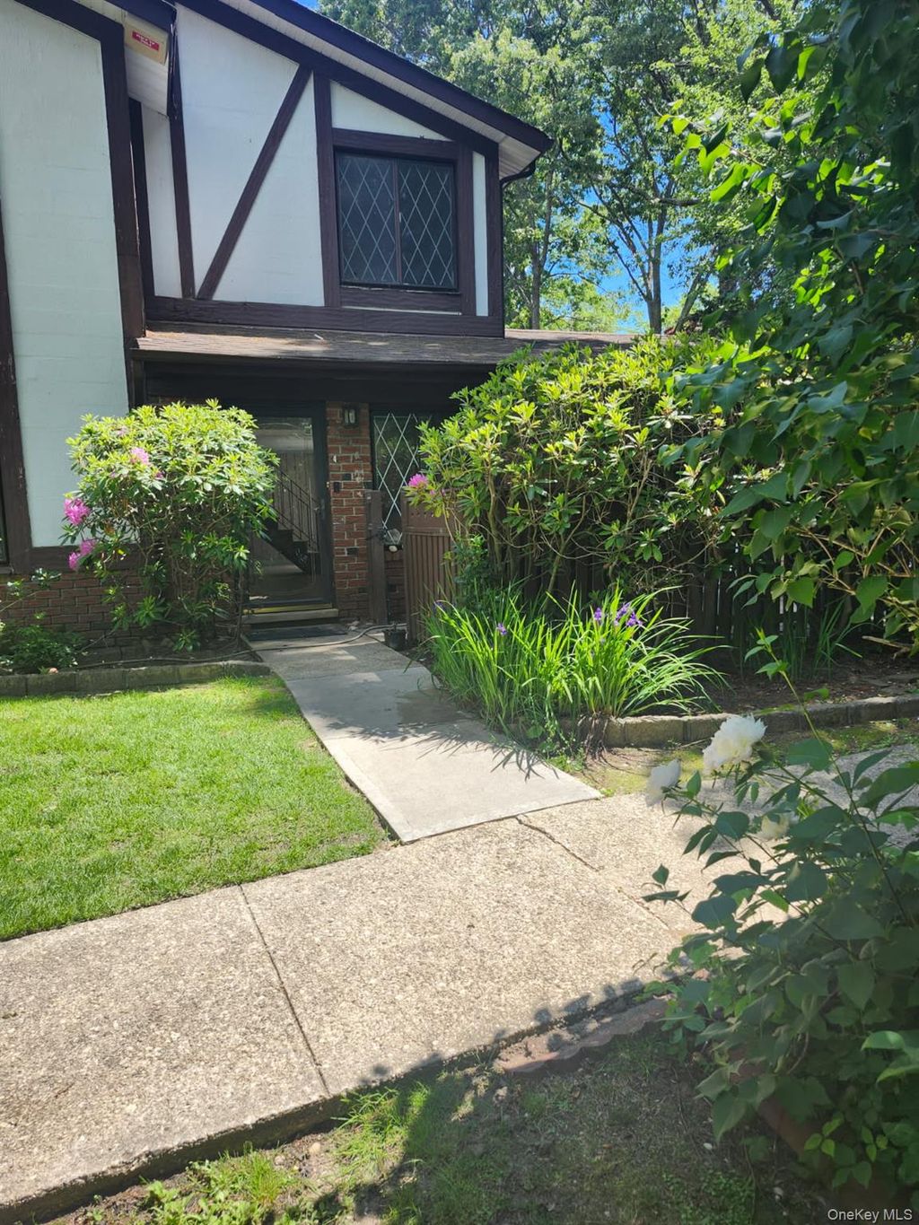 Photo of 415 Clubhouse Court, Coram, NY 11727 (MLS # 1006709)