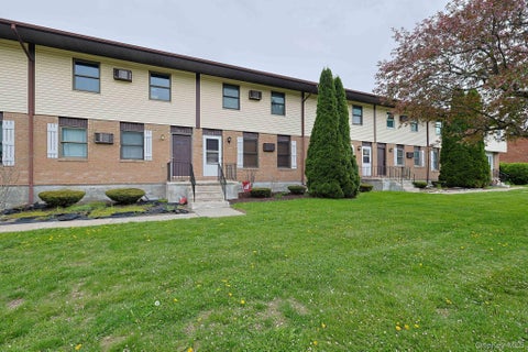 Photo of 204 Parr Meadow Drive #2D, Newburgh, NY 12550 (MLS # 1046709)