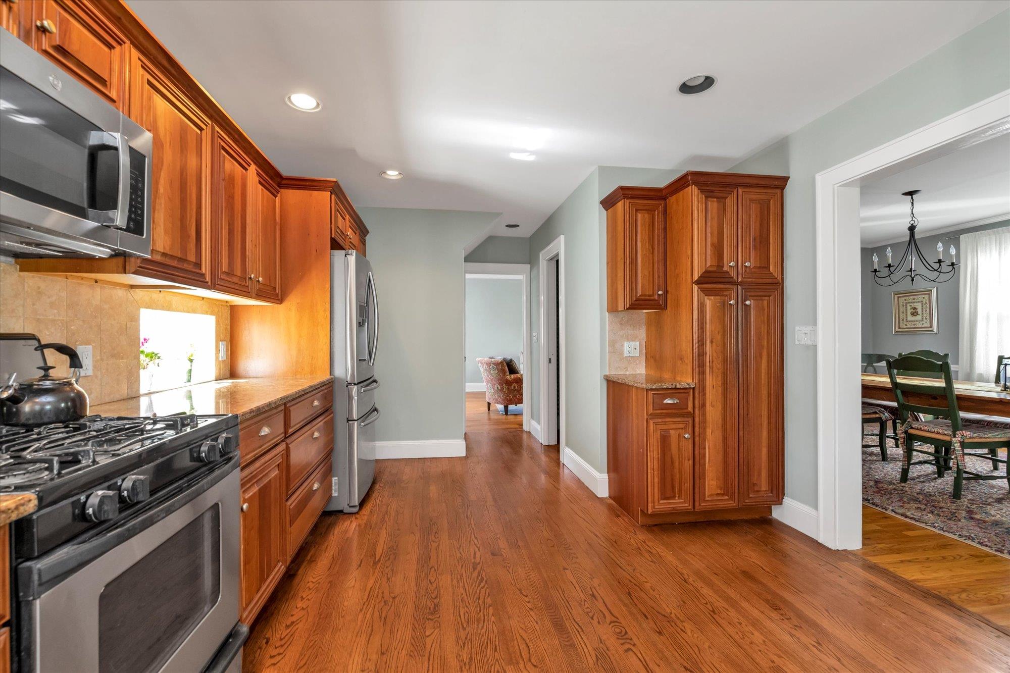 19 Westminster Road, Rockville Centre, New York image 15