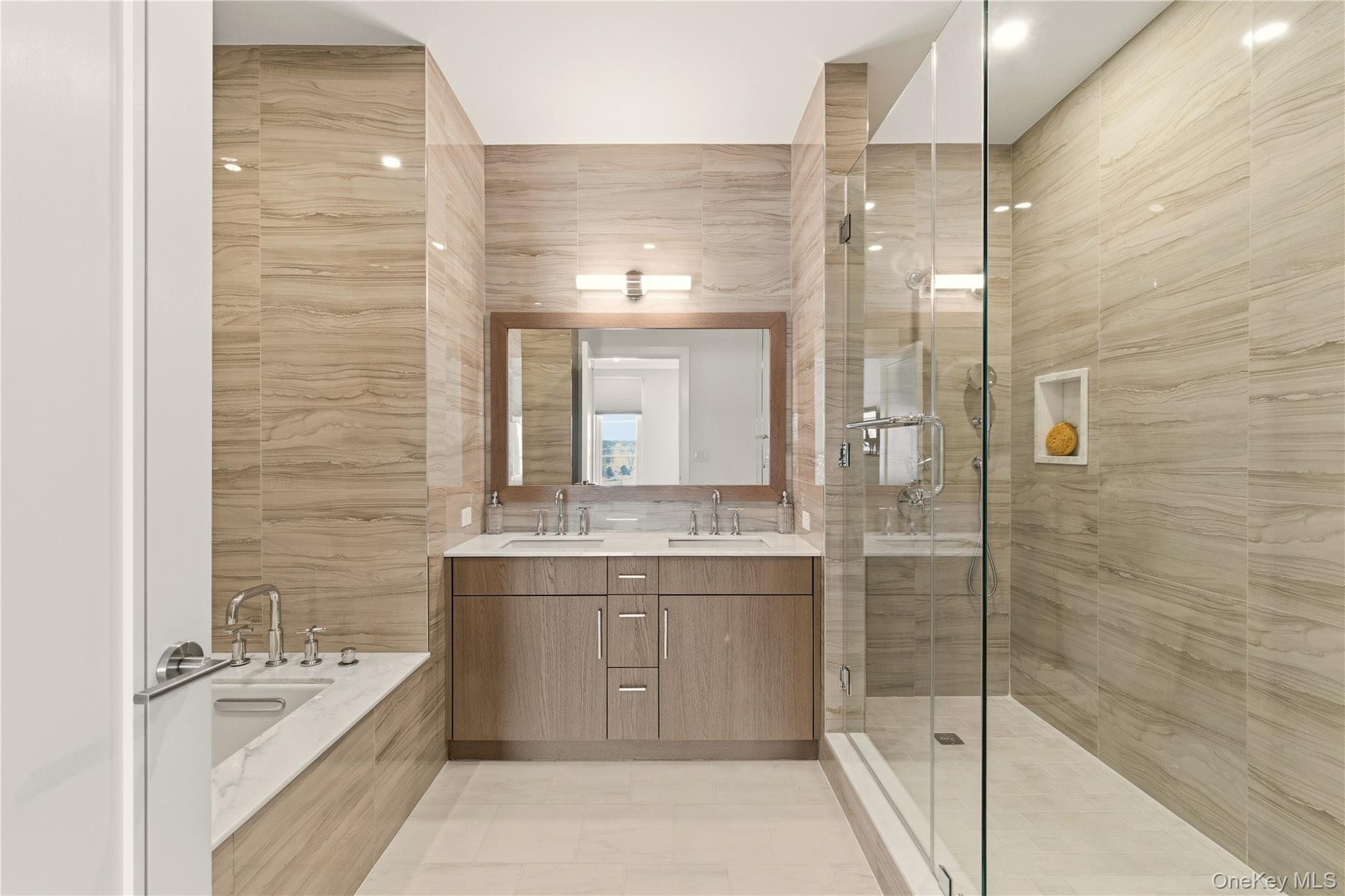 100 Garvies Point Road 1324