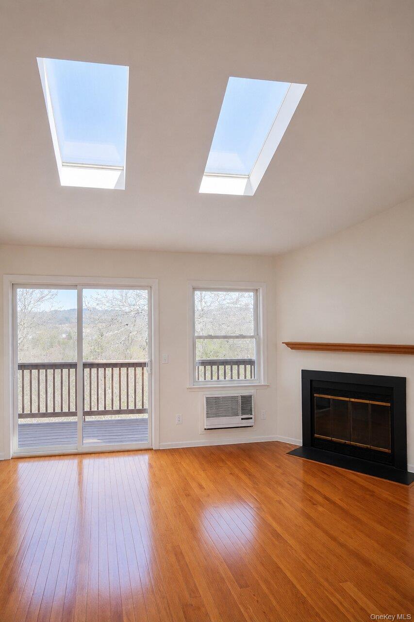 7 Lexington Hill 12