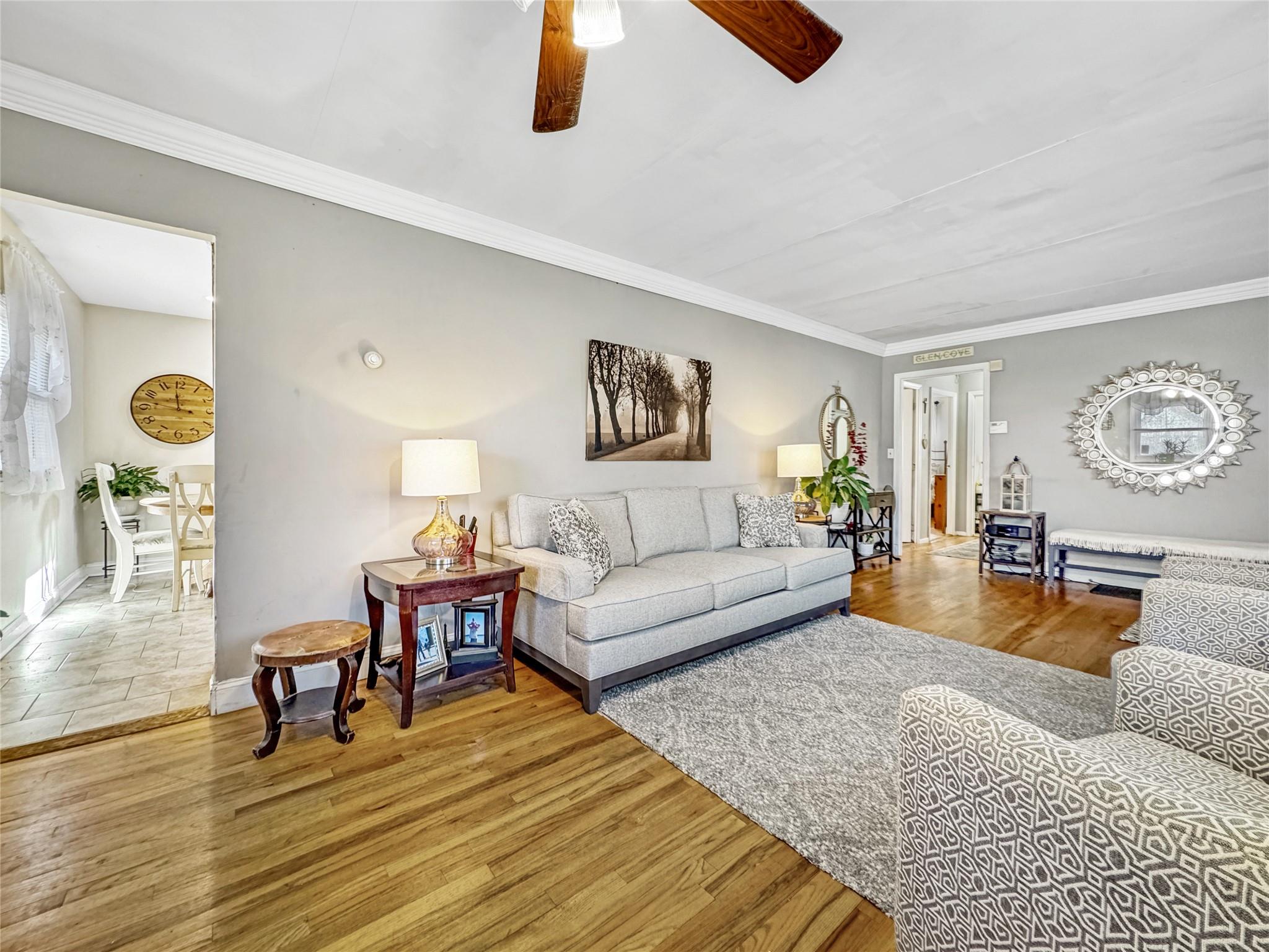 20 Elm Avenue, Glen Cove, New York image 7