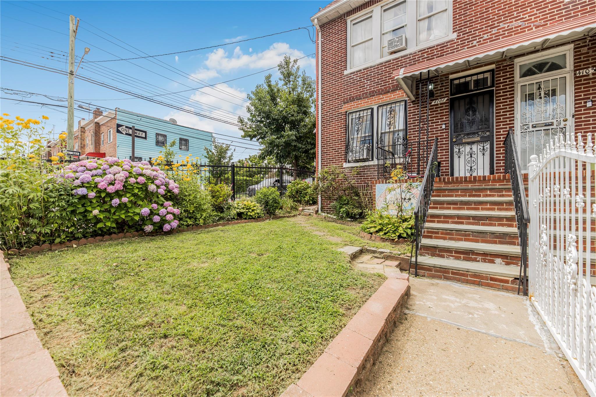 4101 Paulding Avenue