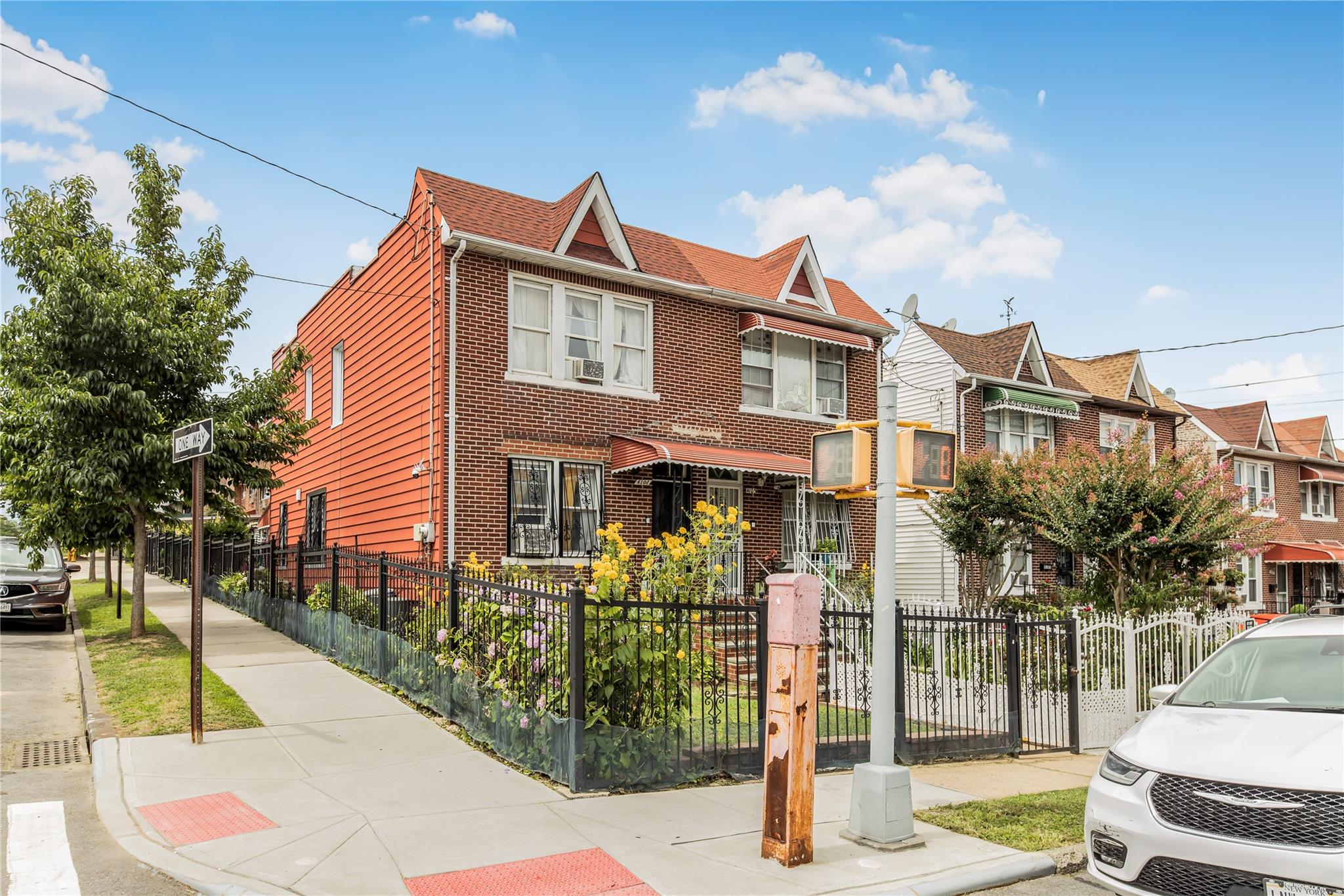 4101 Paulding Avenue