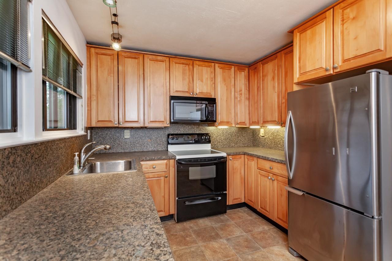250 Coachlight Square #BUILDING 6 UNIT 250, Montrose, New York image 11