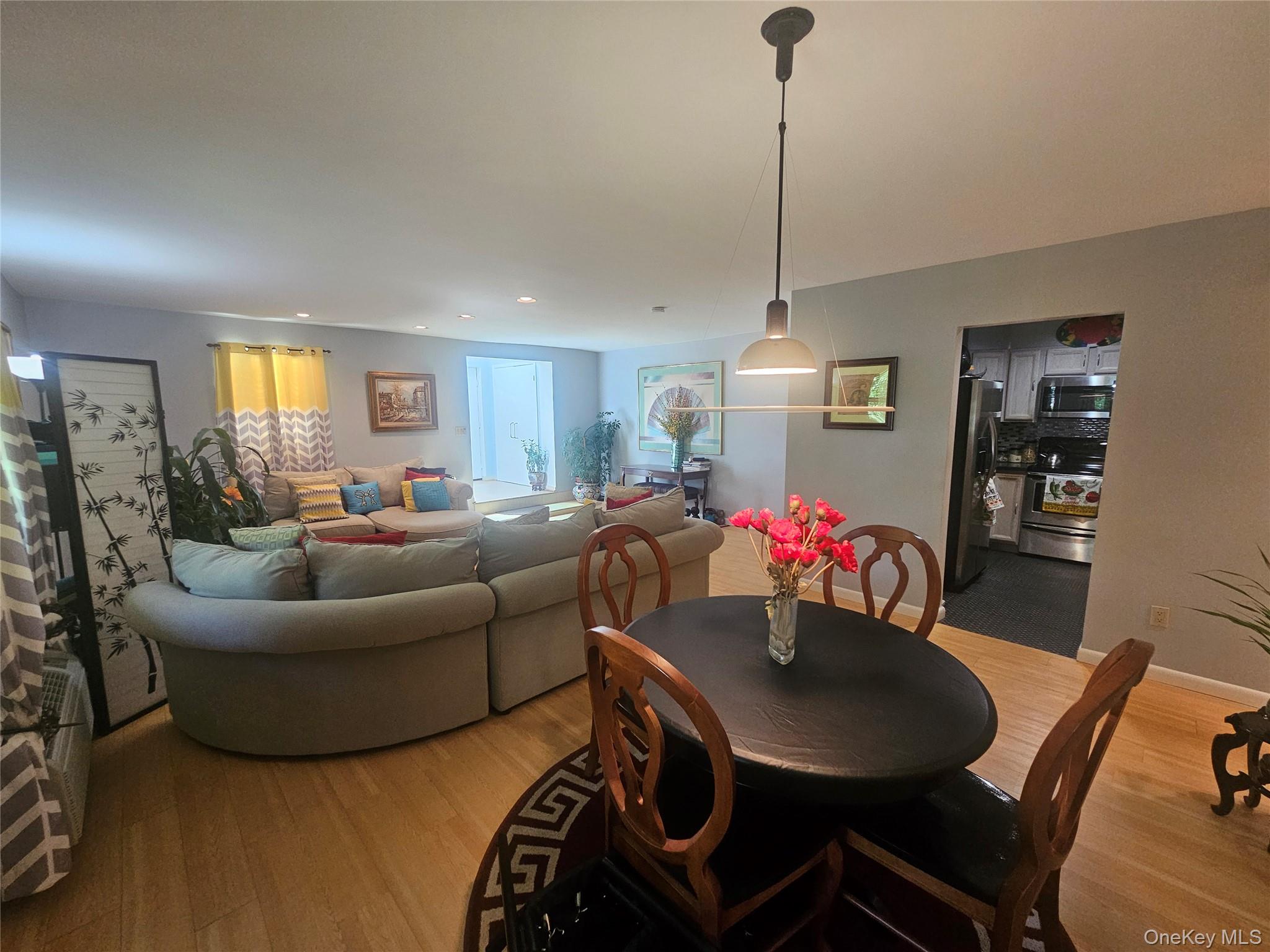 1337 Broadway C10