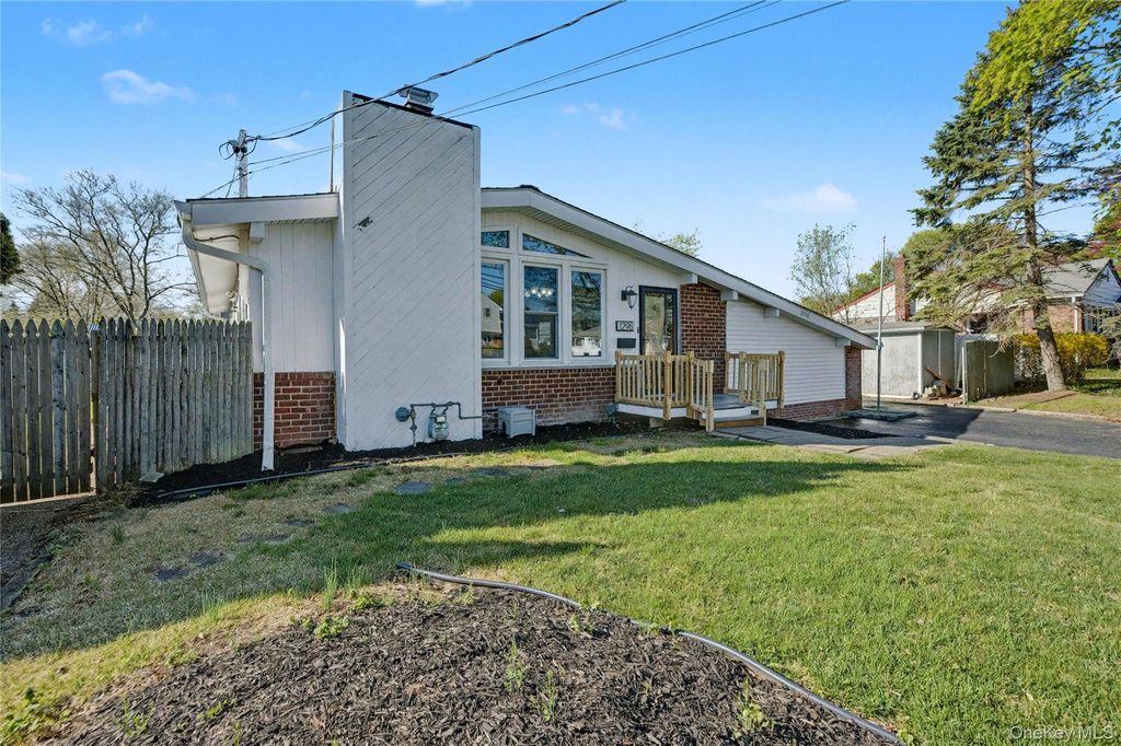 Photo of 1298 Pulaski Road, East Northport, NY 11731 (MLS # 988535)