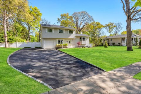 Homes For Sale - 116 Gannet Drive<br/> Commack, NY 11725