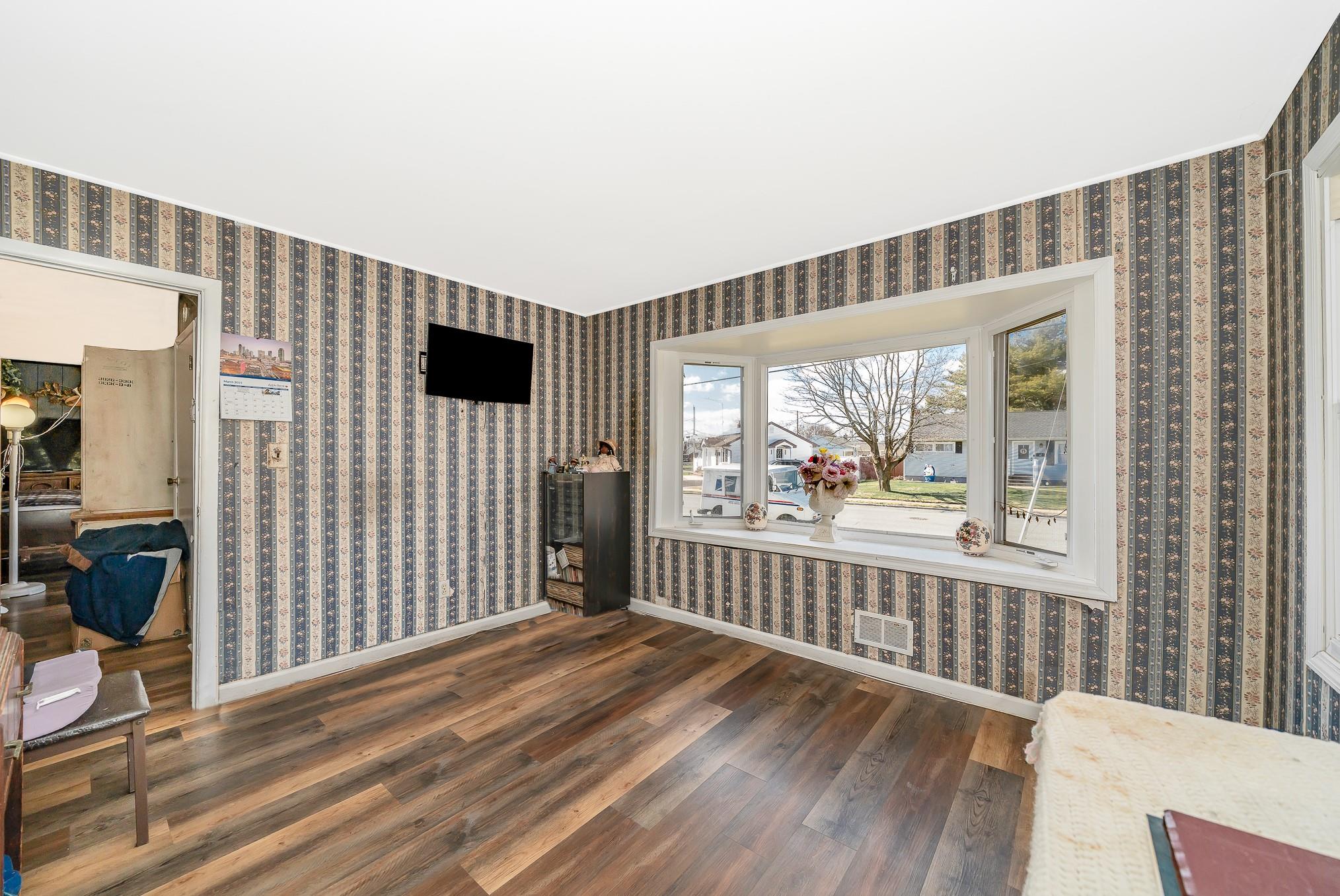 3 Beta Drive, Amityville, Florida image 6