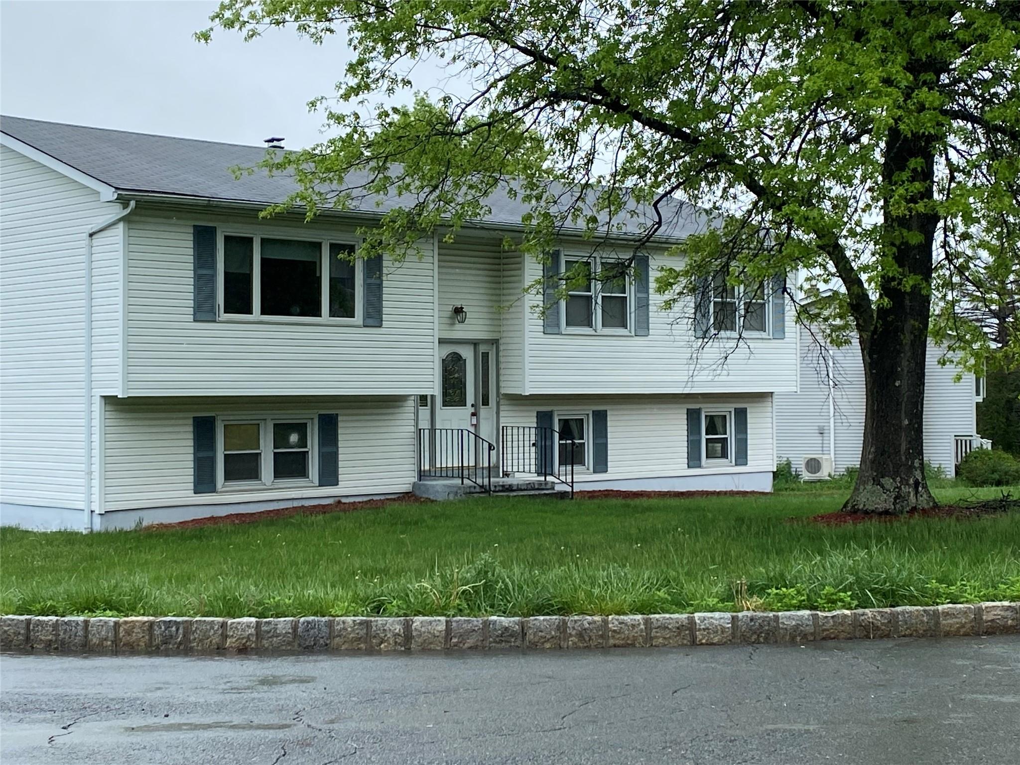 18 Prides Crossing, Washingtonville, New York image 1