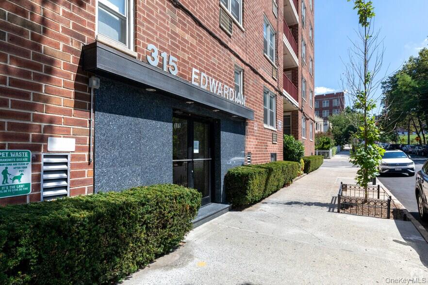 315 W 232 Street 6G