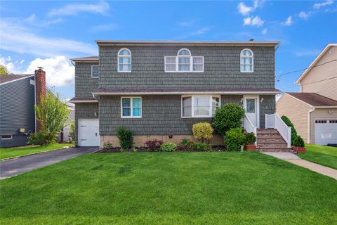 117 Ocean Avenue Massapequa Park NY 11762