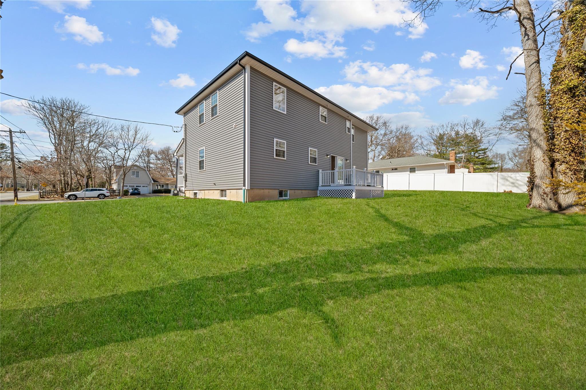 213 Holland Avenue, Medford, New York image 26