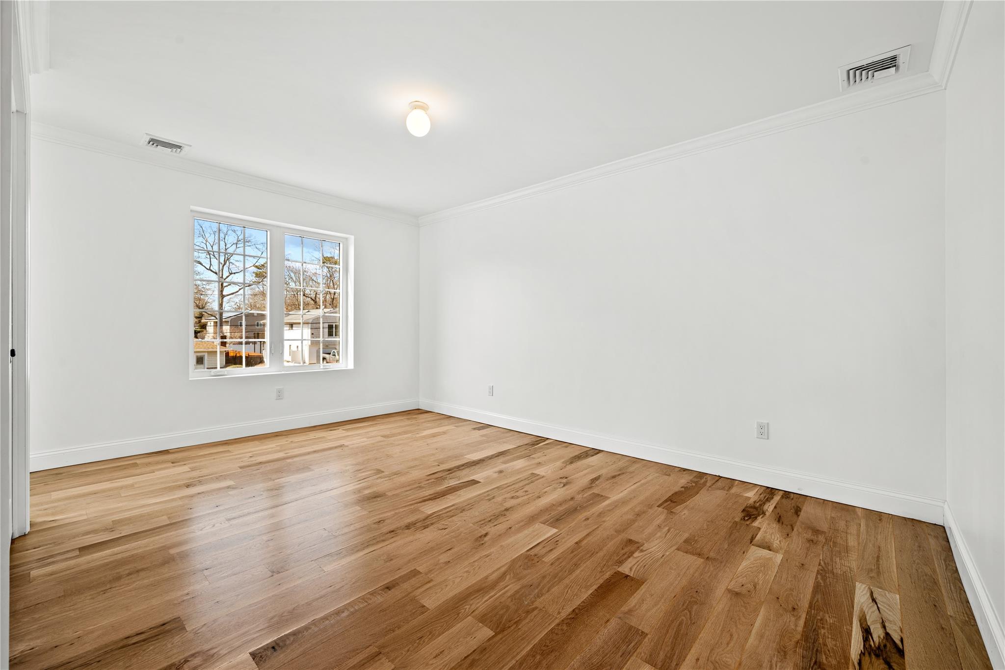 213 Holland Avenue, Medford, New York image 16