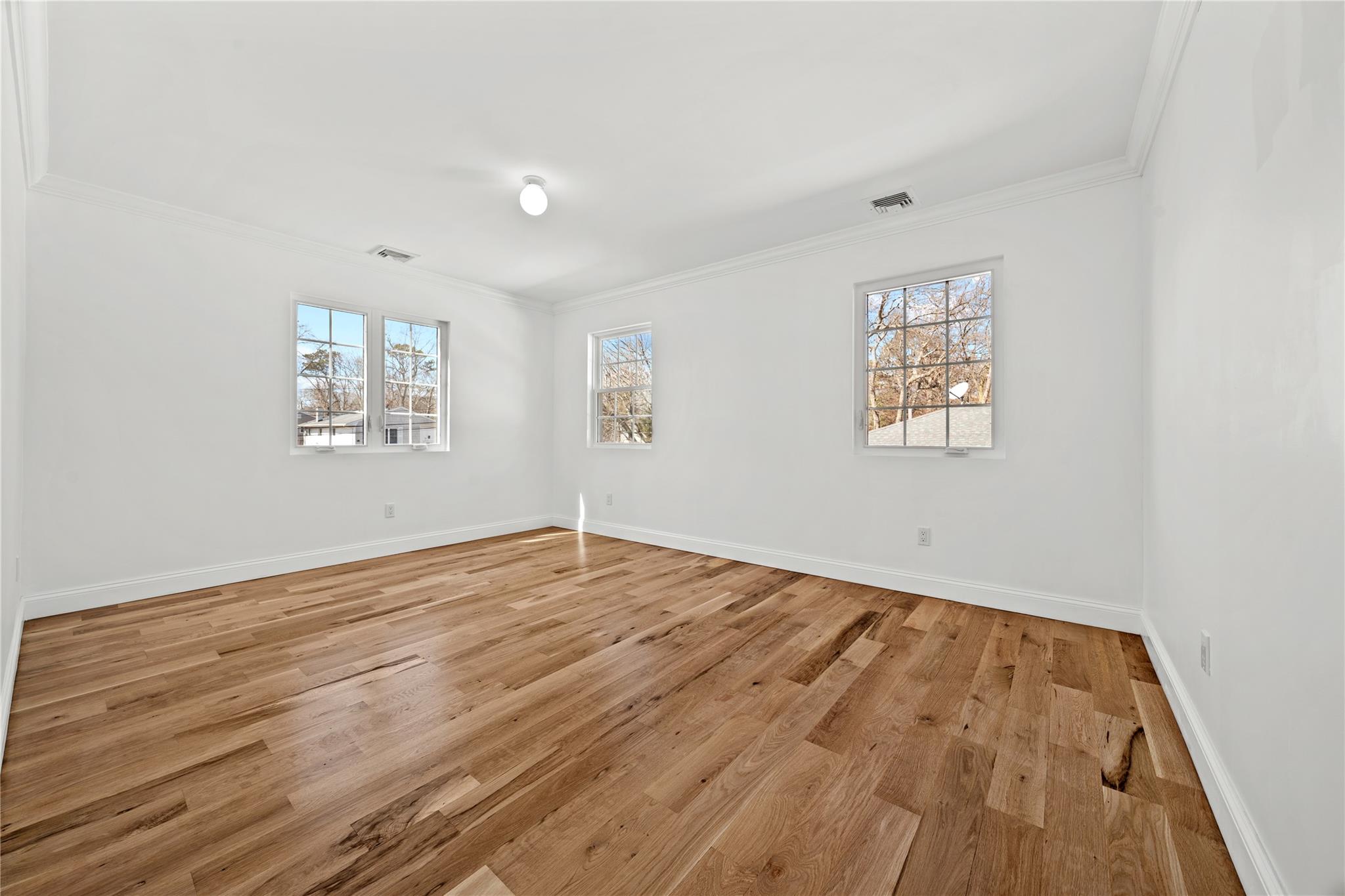 213 Holland Avenue, Medford, New York image 13