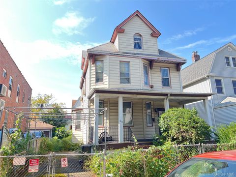 Photo of 42-38 78th Street, Elmhurst, NY 11373 (MLS # 917481)
