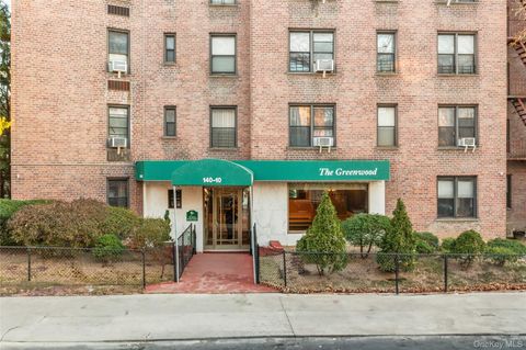 140-10 84th Drive 1B Briarwood NY 11435