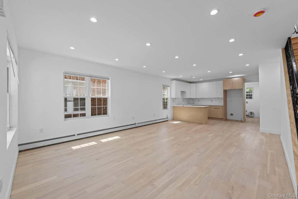 Photo of 13764 Westgate Street, Springfield Gardens, NY 11413 (MLS # 1014629)