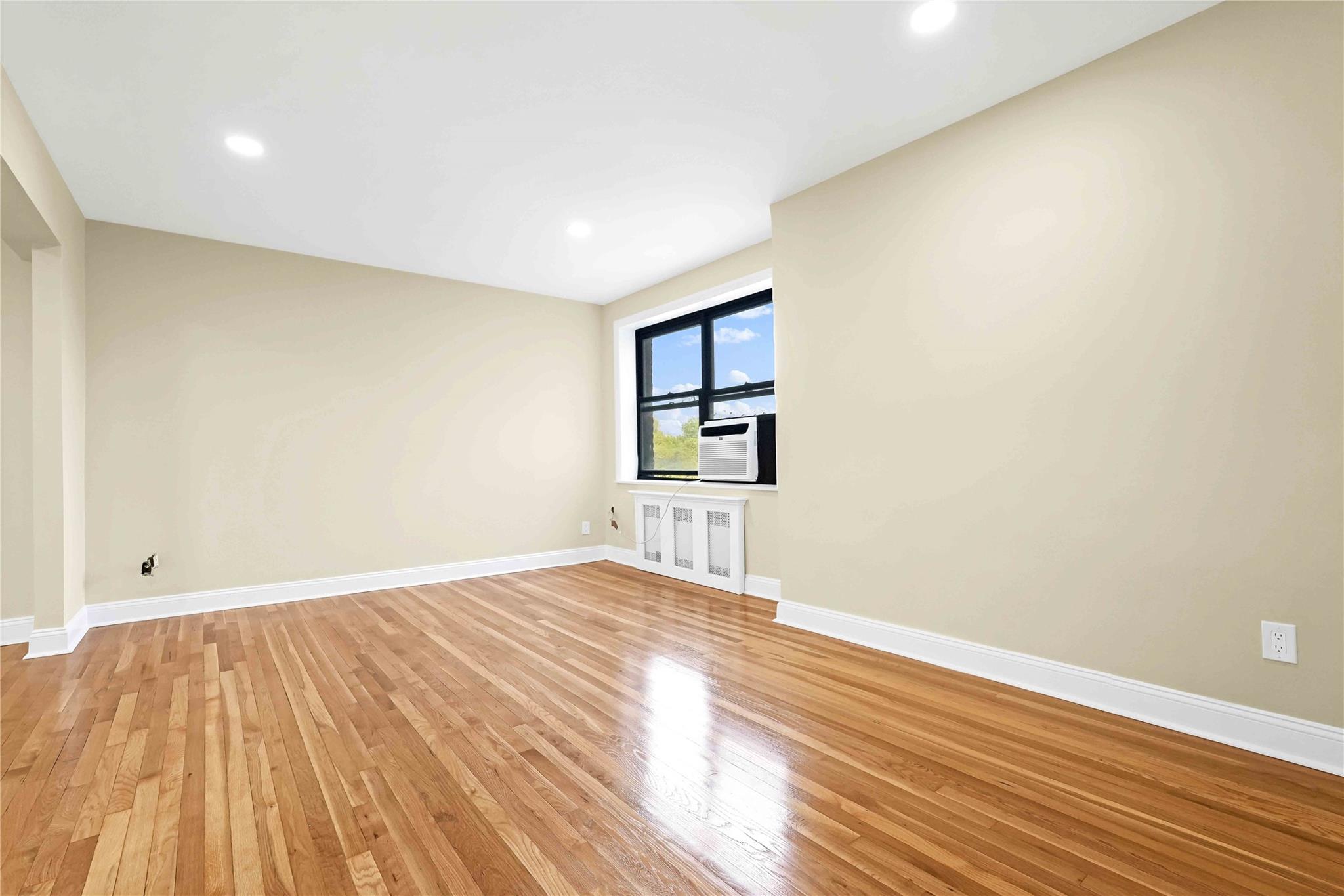 25-40 Union Street #6B, Flushing, New York image 5