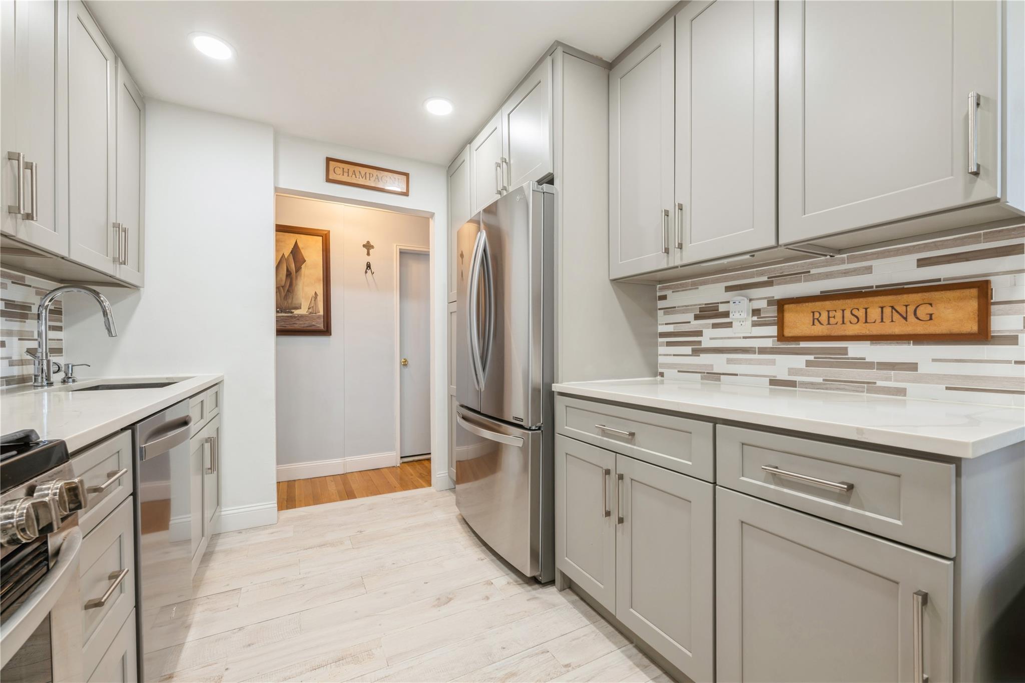 410 E Broadway #4G, Long Beach, New York image 5