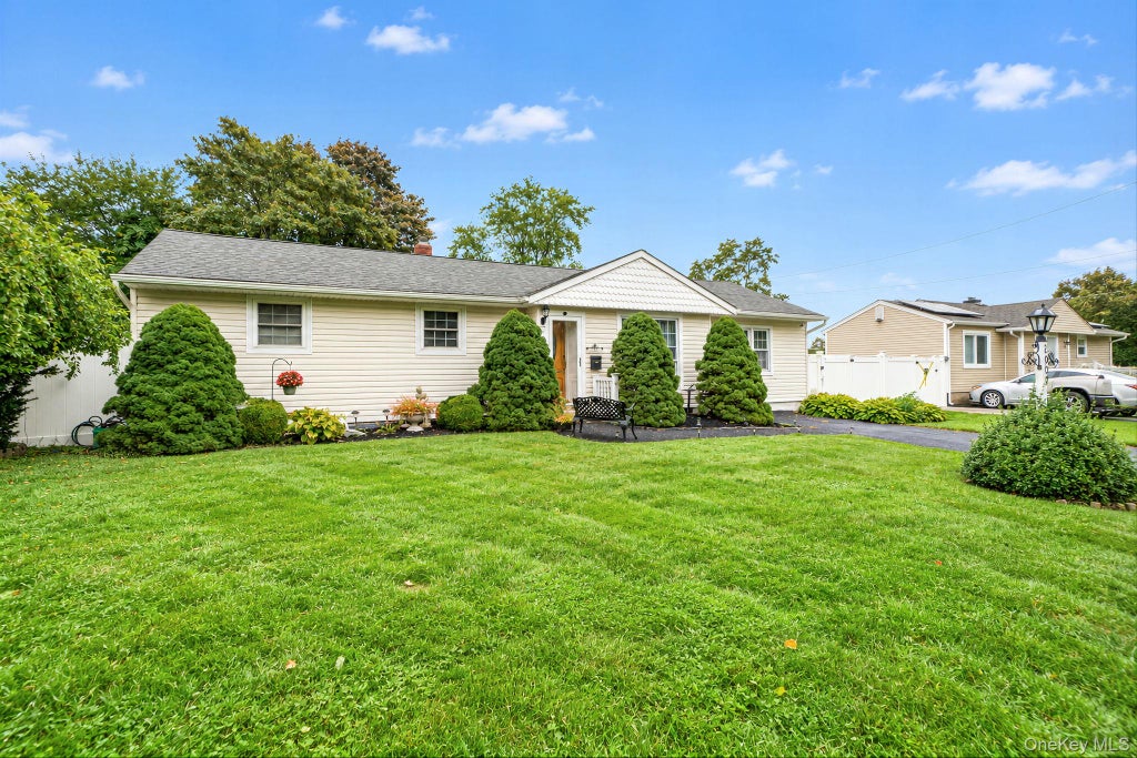 Photo of 2909 Connecticut Avenue, Medford, NY 11763 (MLS # 1057669)