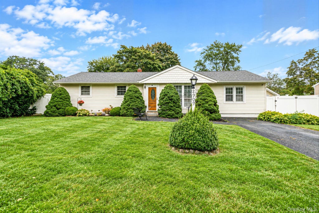 Photo of 2909 Connecticut Avenue, Medford, NY 11763 (MLS # 1057669)