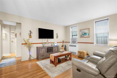 Apartment For Sale - 786 Bronx River Road #B65<br/> Bronxville, NY 10708
