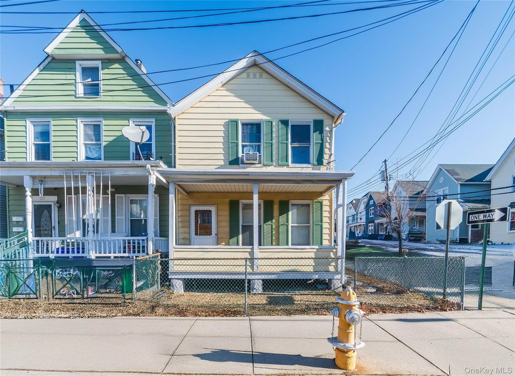 Photo of 15 Francis Street, Sleepy Hollow, NY 10591 (MLS # 945583)