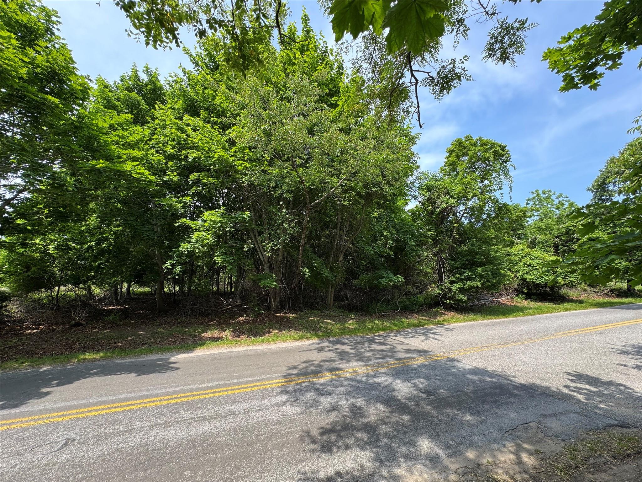 1435 Rocky Point Road, East Marion, New York image 5