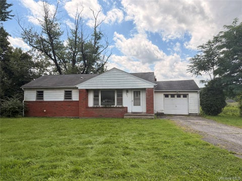 Homes For Rent - 571 Temple Hill Road<br/> New Windsor, NY 12553