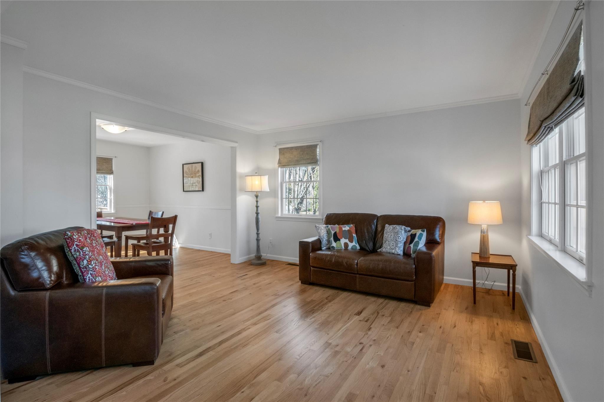 40 Brook Street, Mount Kisco, New York image 2