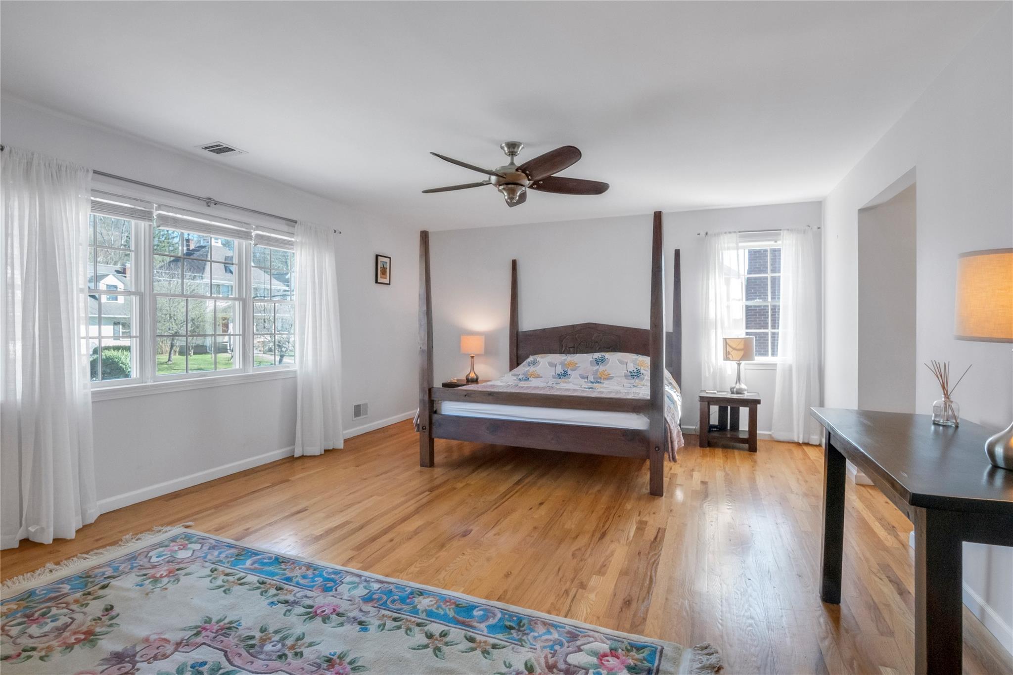 40 Brook Street, Mount Kisco, New York image 9