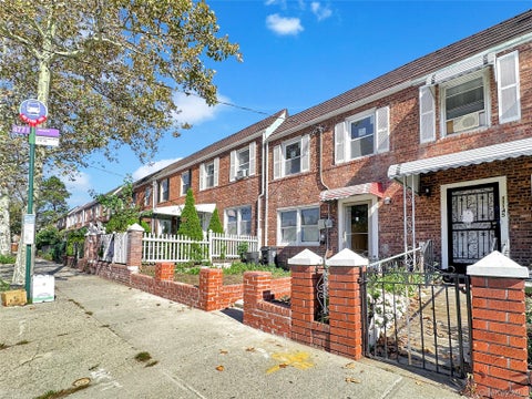 Photo of 11143 Francis Lewis Boulevard, Queens Village, NY 11429 (MLS # 1064741)