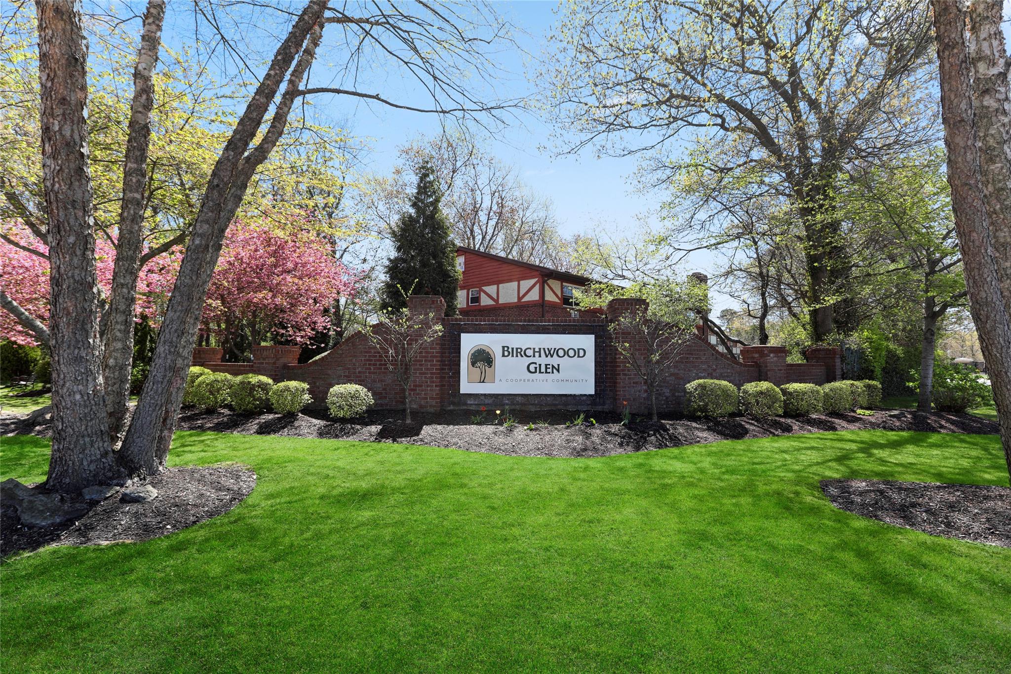 7 Glen Hollow Drive #B45, Holtsville, New York image 13