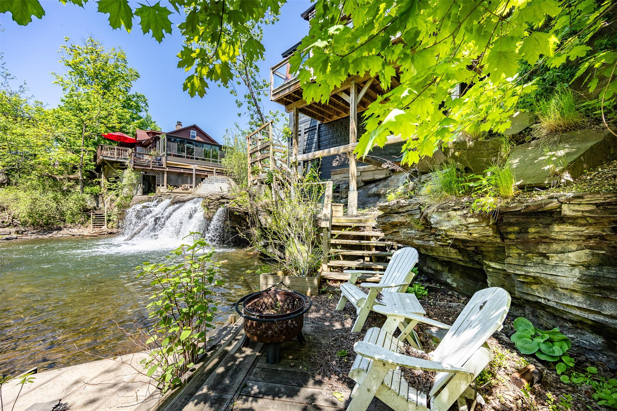 8 Tannery Brook Road