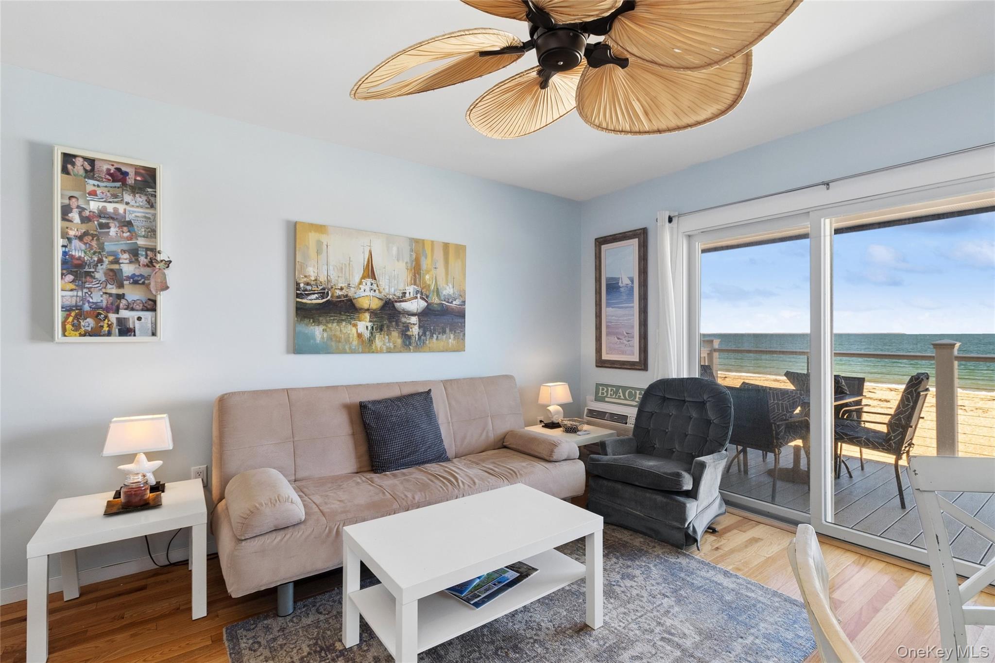16 Navy Road 206